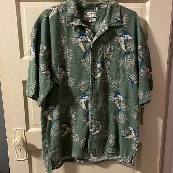 Columbia Other - Columbia Short Sleeved Button Down; Marlin Print; men’s medium
